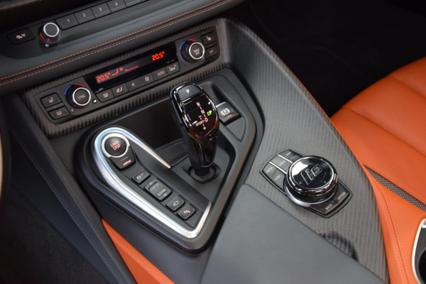 BMW i8 Roadster 1.5 First Edition 1/200 Navi|Leder|1e Eig|Org.NL|Dealer onderhouden