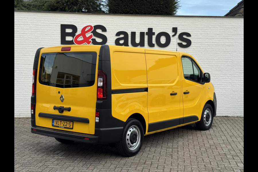 Renault Trafic 2.0 dCi 145 T27 L1H1 Comfort Automaat Navigatie Airco Cruise DAB Apple / Android LED koplampen
