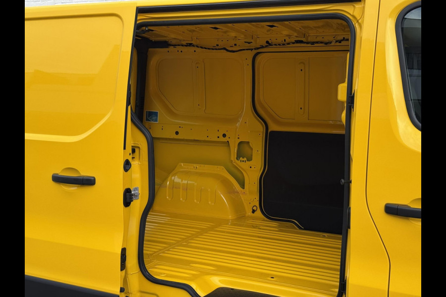 Renault Trafic 2.0 dCi 145 T27 L1H1 Comfort Automaat Navigatie Airco Cruise DAB Apple / Android LED koplampen