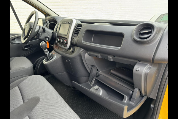 Renault Trafic 2.0 dCi 145 T27 L1H1 Comfort Automaat Navigatie Airco Cruise DAB Apple / Android LED koplampen