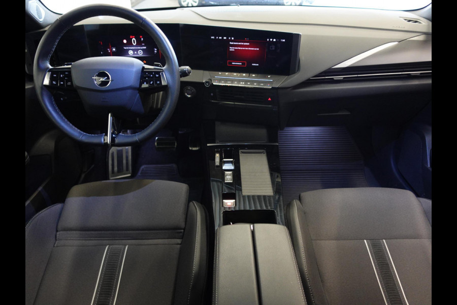 Opel Astra 1.2 130pk GS Line Automaat | Climate control | Adaptive cruise control | LED | Stoel/Stuur | Verwarming | Camera | Sfeer Verlichting | Apple carplay/ Android auto