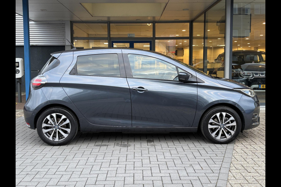 Renault ZOE R135 Intens 52 kWh | Accuhuur | DC Lader | Easy Link 9'' | Dodehoeksensoren | Climate Control | Cruise Control | Achteruitrijcamera | Navi |