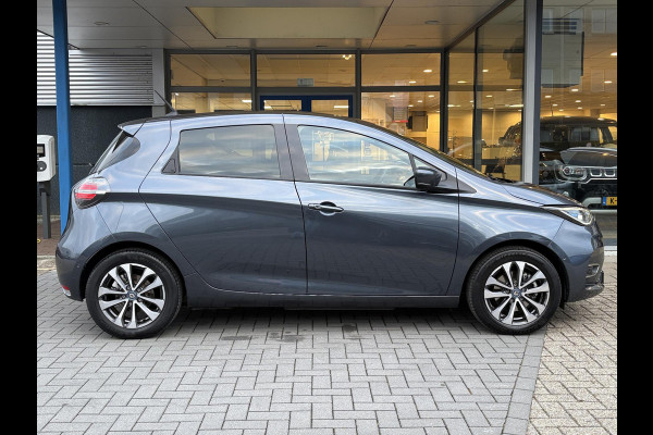 Renault ZOE R135 Intens 52 kWh | Accuhuur | DC Lader | Easy Link 9'' | Dodehoeksensoren | Climate Control | Cruise Control | Achteruitrijcamera | Navi |