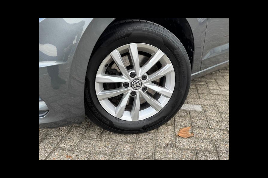 Volkswagen Touran 1.4 TSI Comfortline 7p Carplay/Andriod/Camera,trekhaak,LM velgen,