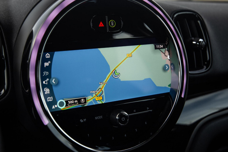 MINI Countryman 1.5 Cooper S E ALL4 Essential CAMERA / NAVI / CARPLAY / AIRCO / ZWART / STOELVERWARMING