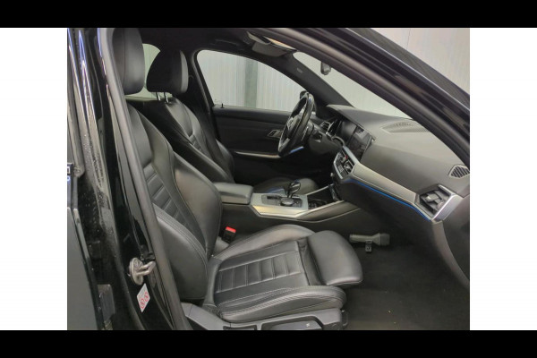 BMW 3-serie 320e Aut. Business Ed. Plus | Leder | Camera | Car Play |