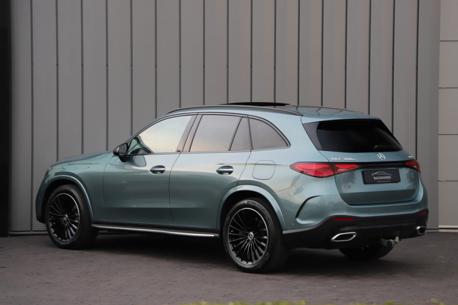 Mercedes-Benz GLC 300e AMG 4-Matic | 313PK | Luchtvering | Head-up | Achterasbesturing | Massage | Keyless-go | Burmester | Digital-light | Distro