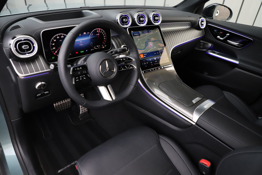 Mercedes-Benz GLC 300e AMG 4-Matic | 313PK | Luchtvering | Head-up | Achterasbesturing | Massage | Keyless-go | Burmester | Digital-light | Distro
