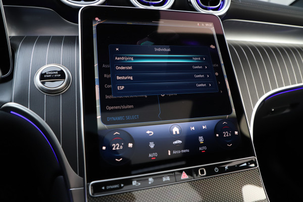 Mercedes-Benz GLC 300e AMG 4-Matic | 313PK | Luchtvering | Head-up | Achterasbesturing | Massage | Keyless-go | Burmester | Digital-light | Distro