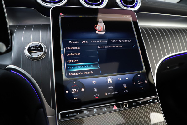 Mercedes-Benz GLC 300e AMG 4-Matic | 313PK | Luchtvering | Head-up | Achterasbesturing | Massage | Keyless-go | Burmester | Digital-light | Distro