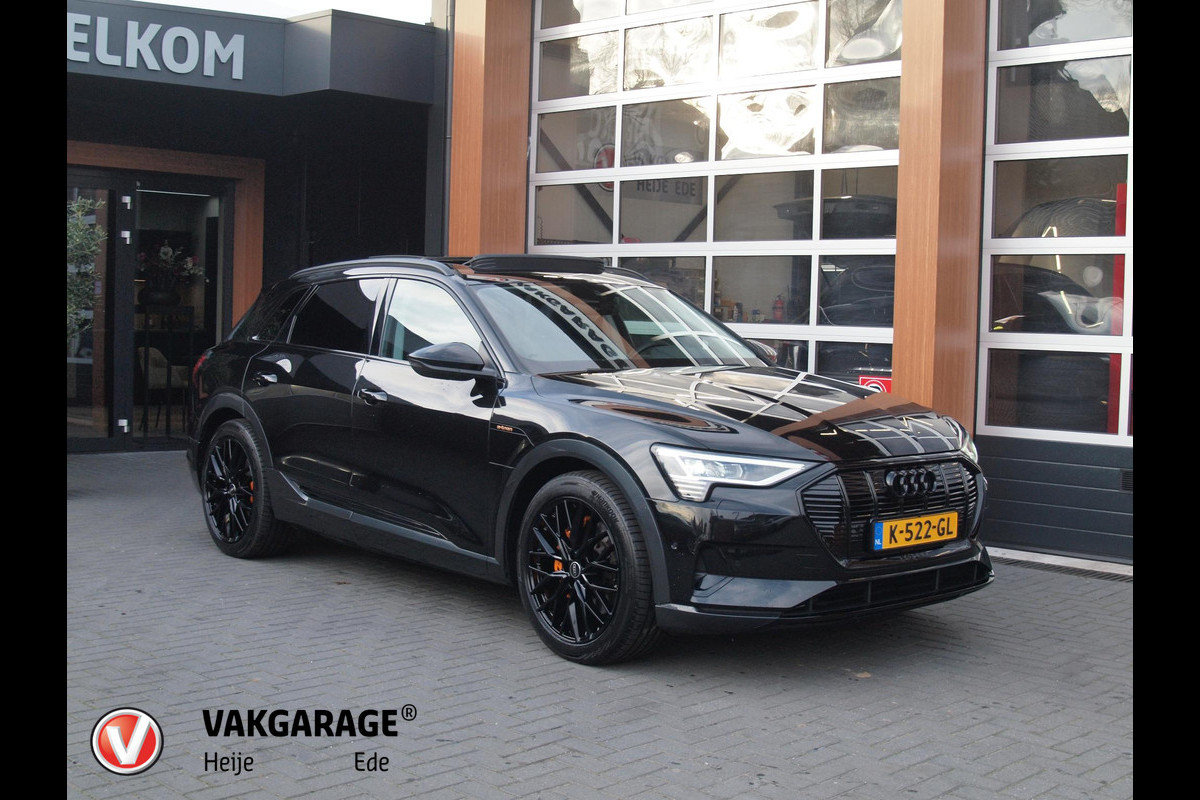 Audi e-tron 55 quattro Business edition Plus 95 kWh | SOH 96% | Black optic pakket | Panoramadak | Stoelverwarming | NL-Auto