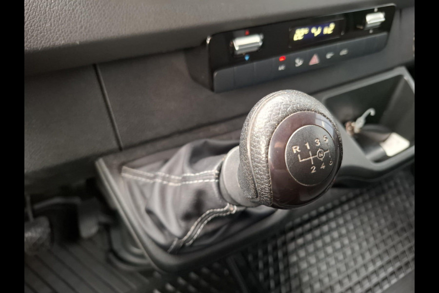 Mercedes-Benz Sprinter 311 CDI GB L2 FWD Functional 3.5T / AIRCO / CAMERA / 3 ZITS / DEALER ONDERHOUDEN / NAVI