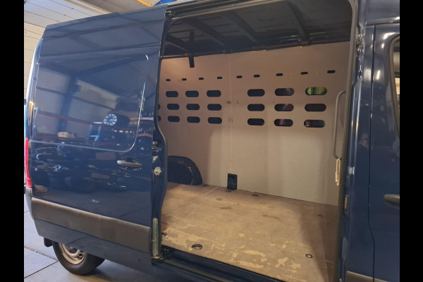 Mercedes-Benz Sprinter 311 CDI GB L2 FWD Functional 3.5T / AIRCO / CAMERA / 3 ZITS / DEALER ONDERHOUDEN / NAVI