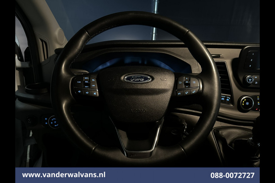 Ford Transit 2.0 TDCI 131pk L4H3 Jumbo Euro6 Airco | Camera | Cruisecontrol | Stoelverwarming | Verwarmde voorruit Parkeersensoren, Bijrijdersbank