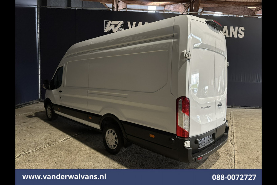 Ford Transit 2.0 TDCI 131pk L4H3 Jumbo Euro6 Airco | Camera | Cruisecontrol | Stoelverwarming | Verwarmde voorruit Parkeersensoren, Bijrijdersbank