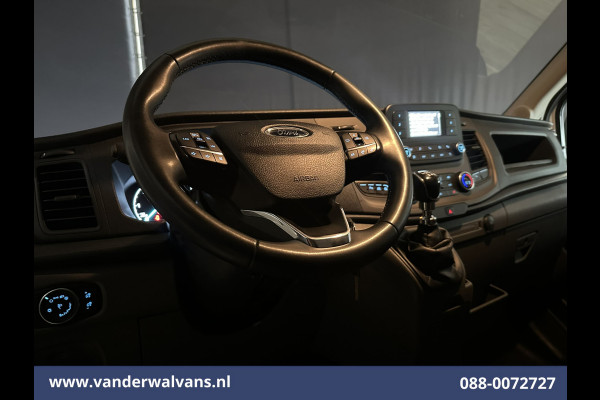 Ford Transit 2.0 TDCI 131pk L4H3 Jumbo Euro6 Airco | Camera | Cruisecontrol | Stoelverwarming | Verwarmde voorruit Parkeersensoren, Bijrijdersbank