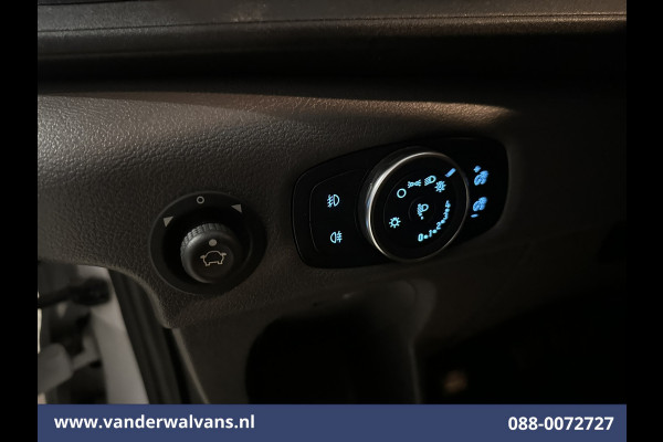 Ford Transit 2.0 TDCI 131pk L4H3 Jumbo Euro6 Airco | Camera | Cruisecontrol | Stoelverwarming | Verwarmde voorruit Parkeersensoren, Bijrijdersbank