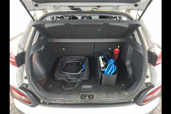 Hyundai Kona EV Comfort 64 kWh | Navi | Camera | KRELL Sound |