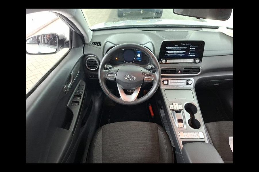 Hyundai Kona EV Comfort 64 kWh | Navi | Camera | KRELL Sound |