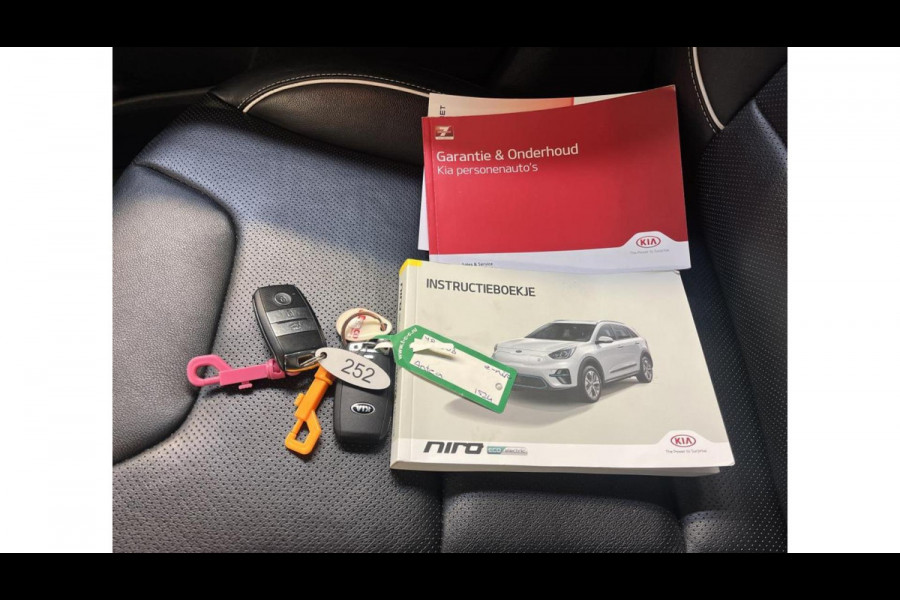 Kia e-Niro ExecutiveLine 64 kWh | Navi | Camera | Leder | JBL Sound |