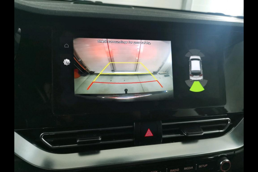 Kia e-Niro ExecutiveLine 64 kWh | Trekhaak | Navi | Camera |