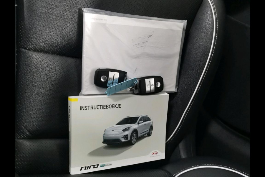 Kia e-Niro ExecutiveLine 64 kWh | Trekhaak | Navi | Camera |