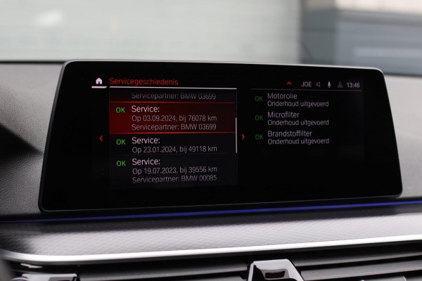 BMW 5 Serie Touring 520d M-Sport *Pano*4-Wiel besturing*Head-Up*Trekhaak*