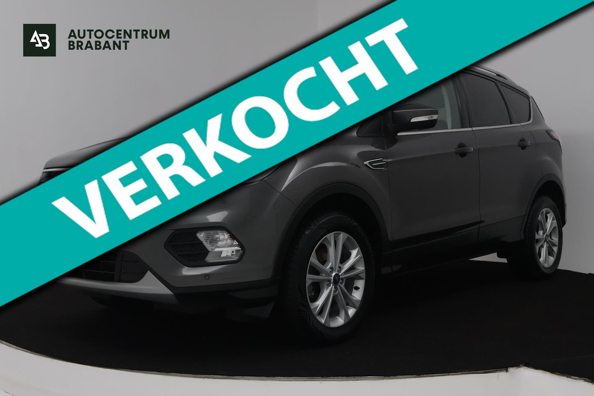 Ford Kuga 1.5 EcoBoost Titanium (TREKHAAK, STOEL/STUUR VERWARMING, NAVIGATIE, PARKEERSENSOREN)