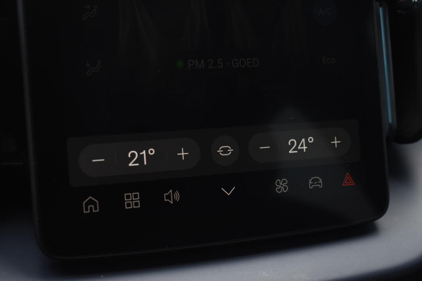 Volvo EX30 272PK Single Motor Extended Range Plus 69 kWh / Adaptieve Cruise Control/ Dodehoek Detectie / Parkeersensoren/ Achteruitrijcamera/ Warmtepomp/ Google Services/