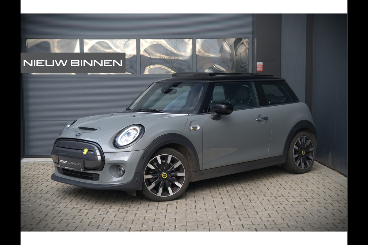 MINI Mini Electric Yours 33 kWh | Panoramadak | Harman Kardon | Head-Up Display | Union Jack | Black Pack | BTW | Stoelverwarming | Keyless | Apple Carplay | Navigatie | Camera | Parkeersensoren | Warmtepomp | Leer | Cruise