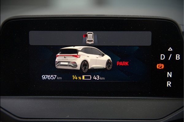 CUPRA Born Copper Edition One 62 kWh | Panoramadak | 360 Camera | Elektrische Stoelen | Massage | Stuurverwarming |  Head-Up Display | Keyless | Adaptive Cruise Control | Stoelverwarming | Apple Carplay | NAP | DAB |