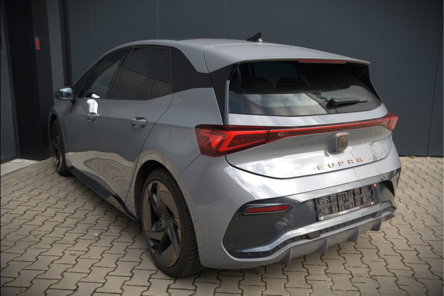 CUPRA Born Copper Edition One 62 kWh | Panoramadak | 360 Camera | Elektrische Stoelen | Massage | Stuurverwarming |  Head-Up Display | Keyless | Adaptive Cruise Control | Stoelverwarming | Apple Carplay | NAP | DAB |