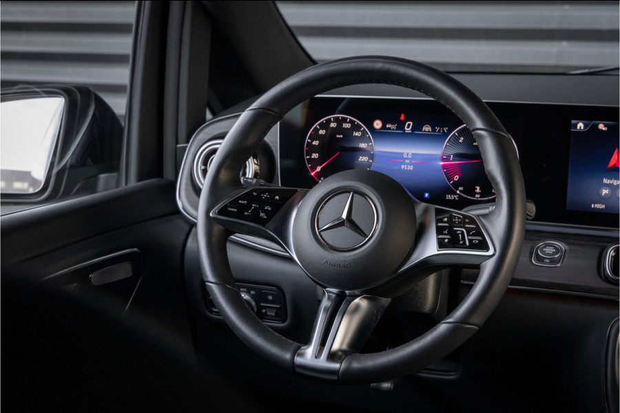 Mercedes-Benz V-Klasse 300d 4 Matic XL AMG-Line - Distronic