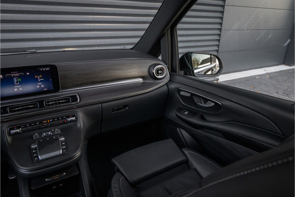 Mercedes-Benz V-Klasse 300d 4 Matic XL AMG-Line - Distronic