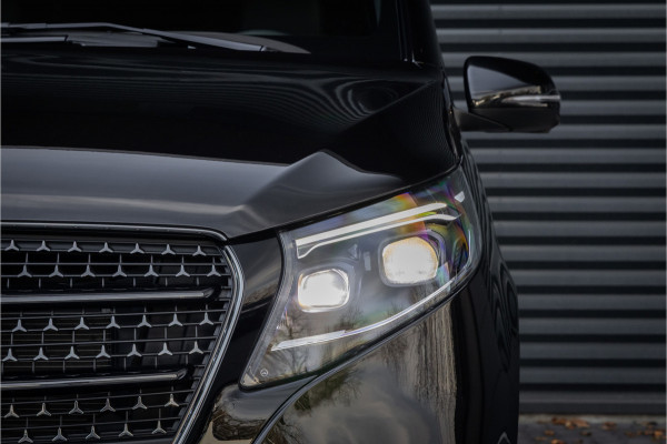 Mercedes-Benz V-Klasse 300d 4 Matic XL AMG-Line - Distronic