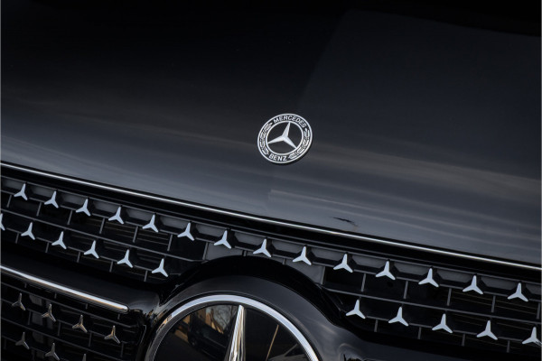 Mercedes-Benz V-Klasse 300d 4 Matic XL AMG-Line - Distronic