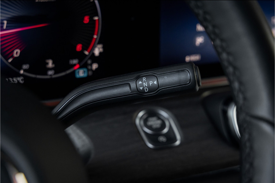 Mercedes-Benz V-Klasse 300d 4 Matic XL AMG-Line - Distronic