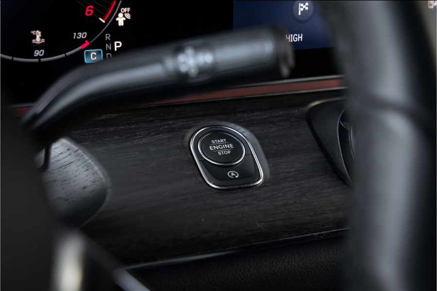 Mercedes-Benz V-Klasse 300d 4 Matic XL AMG-Line - Distronic