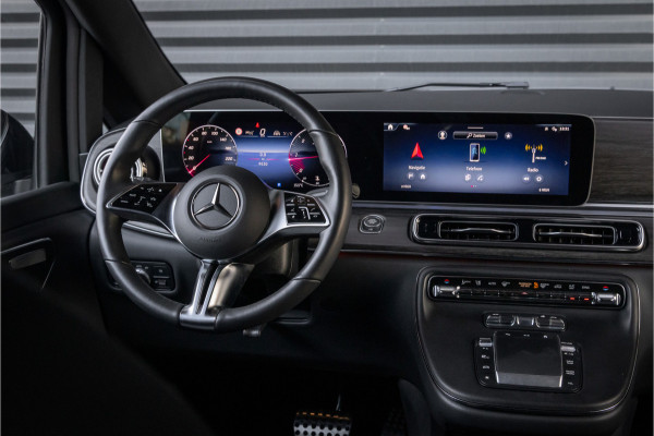 Mercedes-Benz V-Klasse 300d 4 Matic XL AMG-Line - Distronic