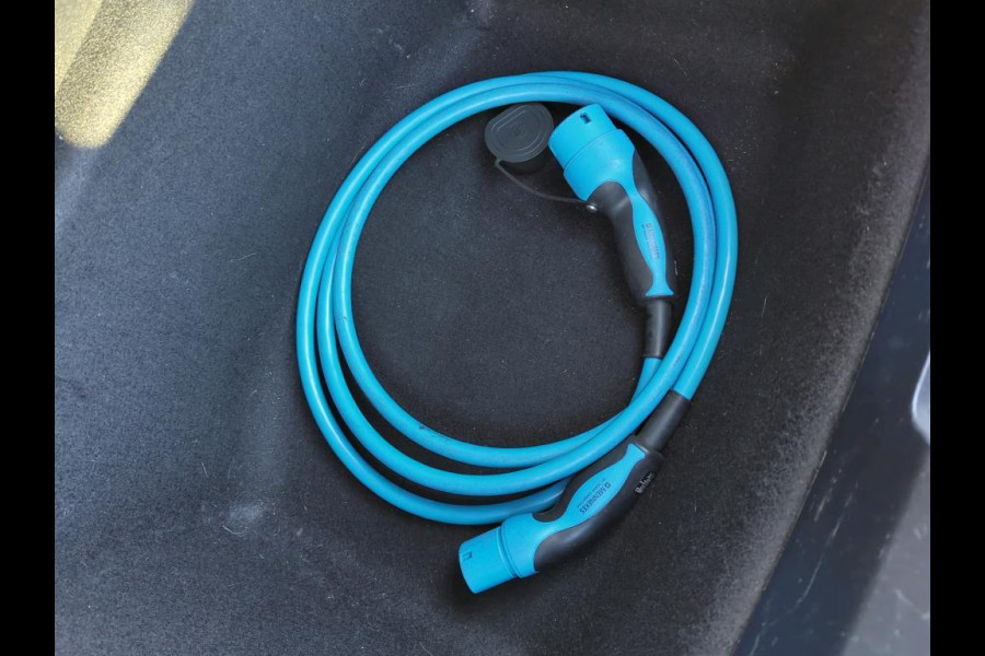 Tesla Model 3 Range Plus | Autopilot | Panorama | Leder | 19 Inch |