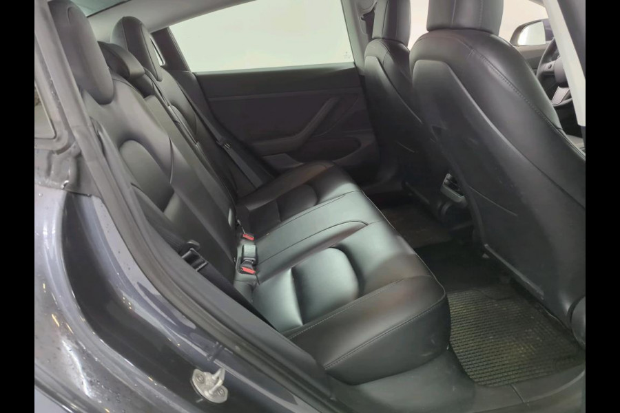 Tesla Model 3 Range Plus | Autopilot | Panorama | Leder | 19 Inch |