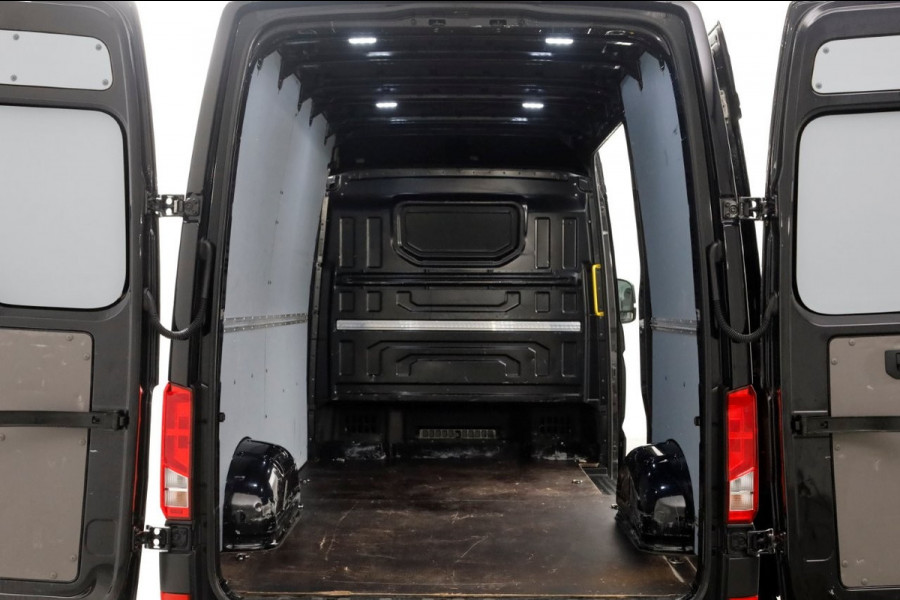Volkswagen Crafter 35 2.0 TDI 140pk DSG-Automaat L3H3 (L2H2) Exclusive Edition ACC/LED/Camera 12-2021