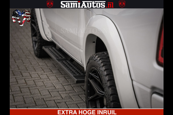 Dodge Ram LARAMIE SPORT | V8 5.7 402PK | Krachtige Hemi | Panorama Dak | 12' Scherm | LPG | Comfortabele Dubbele Cabine met Royale 5 Zitplaatsen | NIEUW EN BPM vrij | Nu Leverbaar uit Voorraad | Nr 2526-41272 |