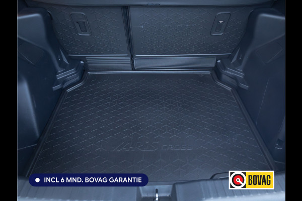 Toyota Yaris Cross 1.5 Hybrid Dynamic automaat | Stoel- & Stuurverw. | Navigatie | Adap. cruise | Apple Carplay, Android auto | Full led verlichting, Extra getint glas, Keyless entry & start