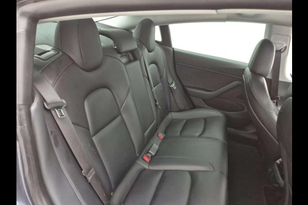 Tesla Model 3 Long Range Dual AWD | Trekhaak | Autopilot | Panorama | Leder |