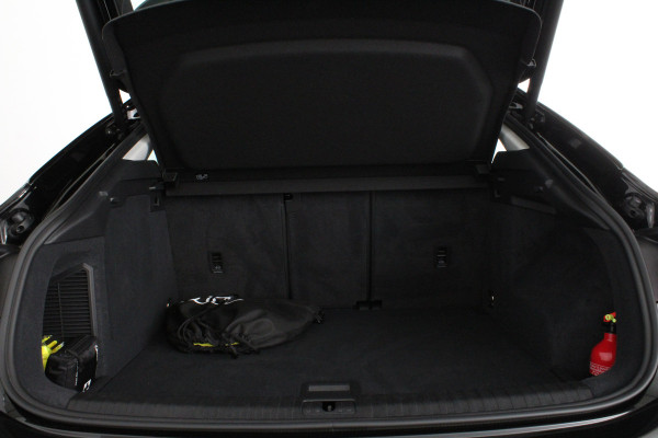 Audi Q3 Sportback 45 TFSI e Edition > 245pk/Plug-in Hybride/18inch/Mythos Black/MMI Navigation Plus
