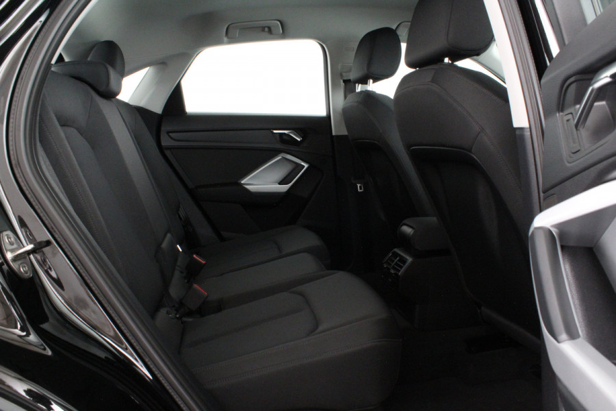 Audi Q3 Sportback 45 TFSI e Edition > 245pk/Plug-in Hybride/18inch/Mythos Black/MMI Navigation Plus