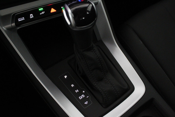 Audi Q3 Sportback 45 TFSI e Edition > 245pk/Plug-in Hybride/18inch/Mythos Black/MMI Navigation Plus