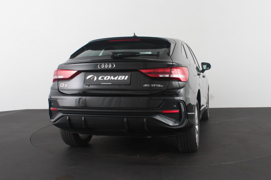 Audi Q3 Sportback 45 TFSI e Edition > 245pk/Plug-in Hybride/18inch/Mythos Black/MMI Navigation Plus