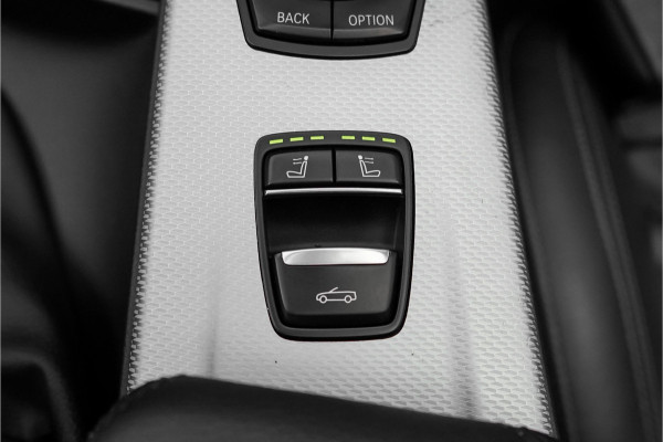 BMW 4 Serie Cabrio 440i M-Sport Nekverwarming H/K Trekhaak 19"